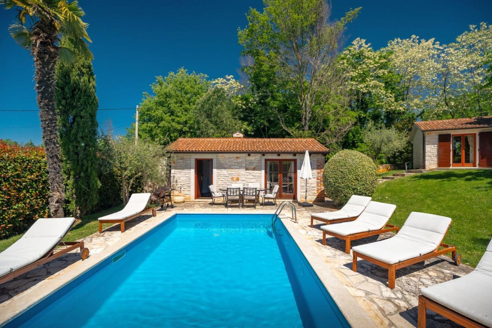 Rustic Villa Cehici With Pool In Sveti Lovrec Jehnici Exteriér fotografie