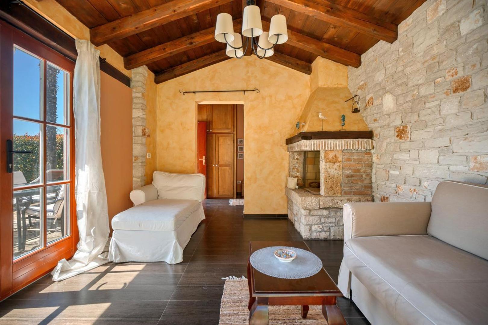 Rustic Villa Cehici With Pool In Sveti Lovrec Jehnici Exteriér fotografie