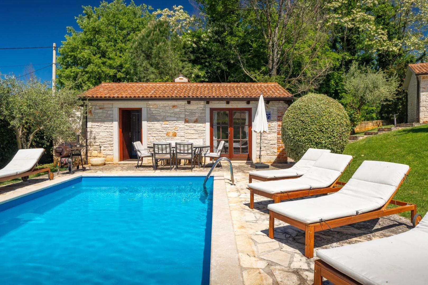 Rustic Villa Cehici With Pool In Sveti Lovrec Jehnici Exteriér fotografie