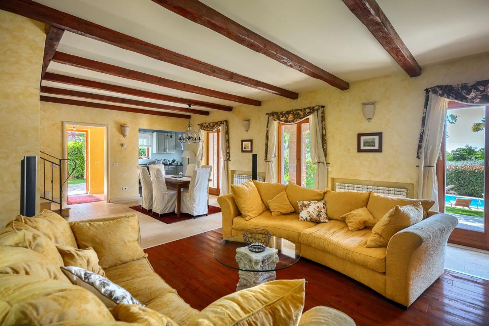 Rustic Villa Cehici With Pool In Sveti Lovrec Jehnici Exteriér fotografie