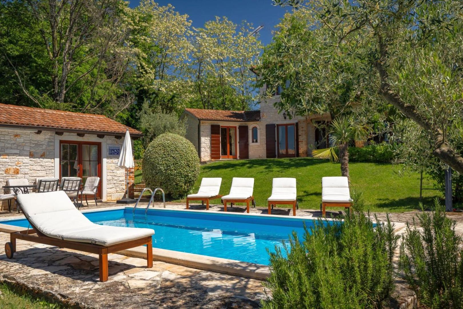 Rustic Villa Cehici With Pool In Sveti Lovrec Jehnici Exteriér fotografie