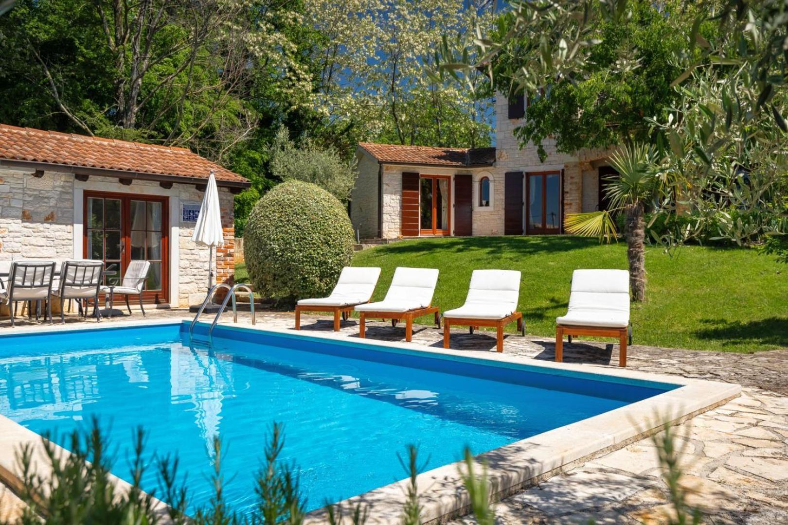 Rustic Villa Cehici With Pool In Sveti Lovrec Jehnici Exteriér fotografie